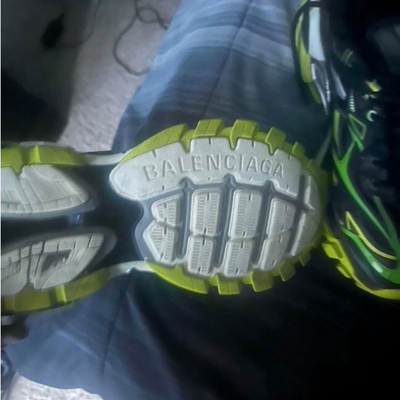 Worn 2x - Picture 2 of 3